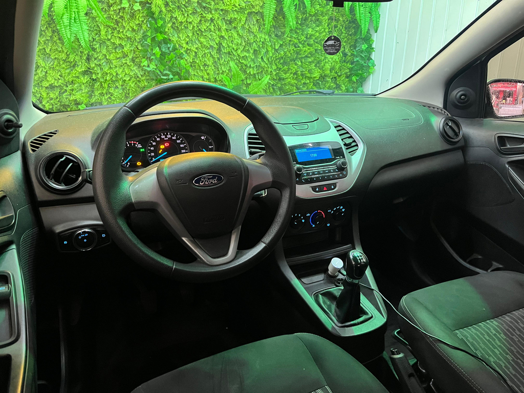 Ford Ka Sedan Prata