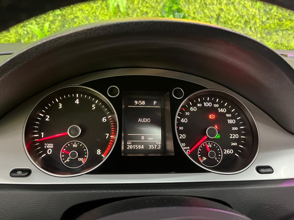 Volkswagen Passat Variant Preto