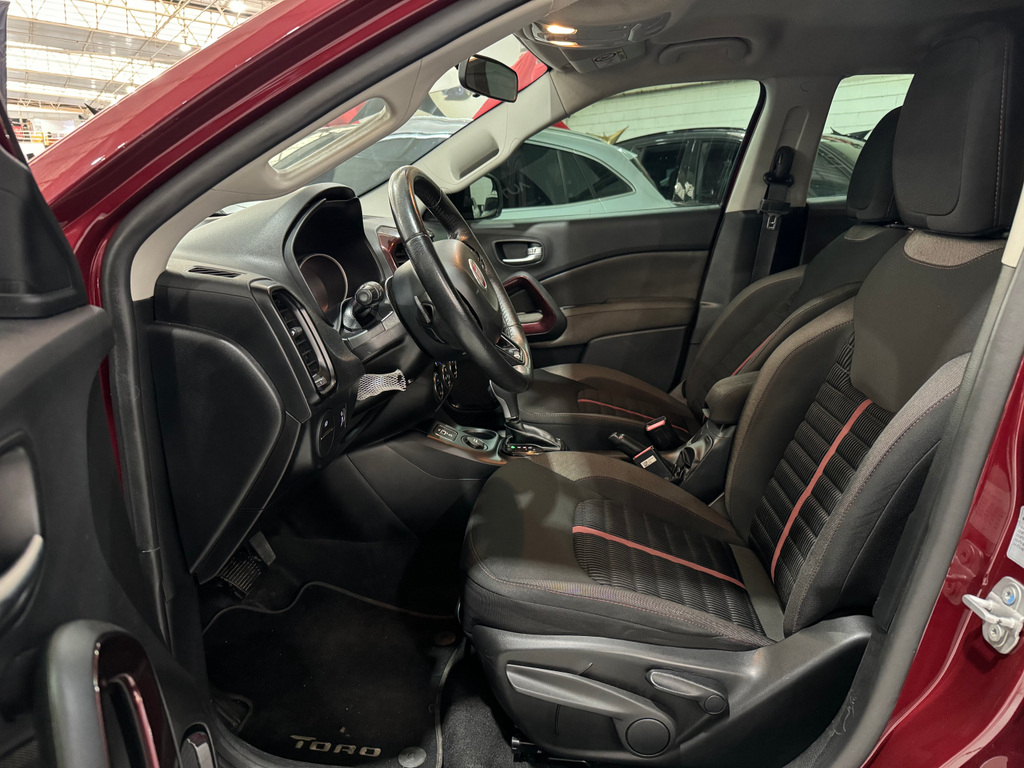 Fiat Toro Vermelho