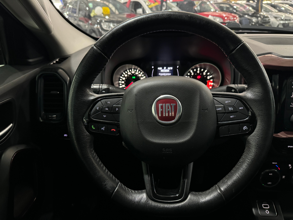 Fiat Toro Vermelho