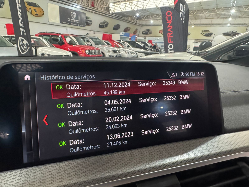 BMW X4 Cinza