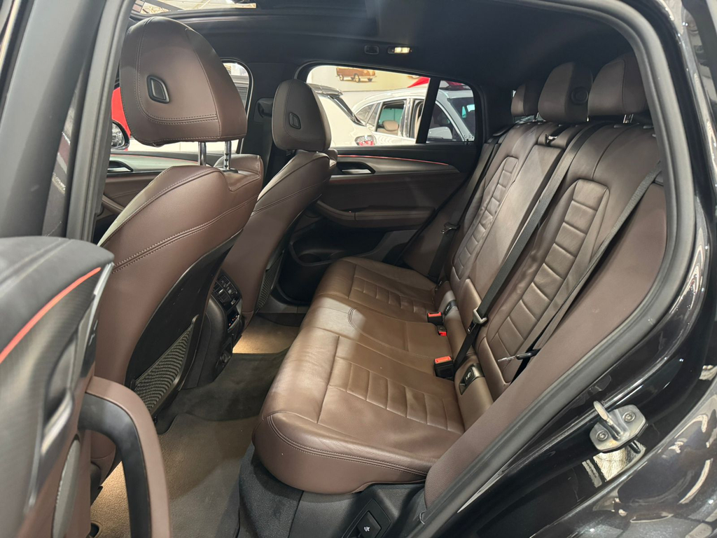 BMW X4 Cinza