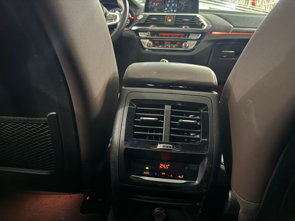 BMW X4 Cinza