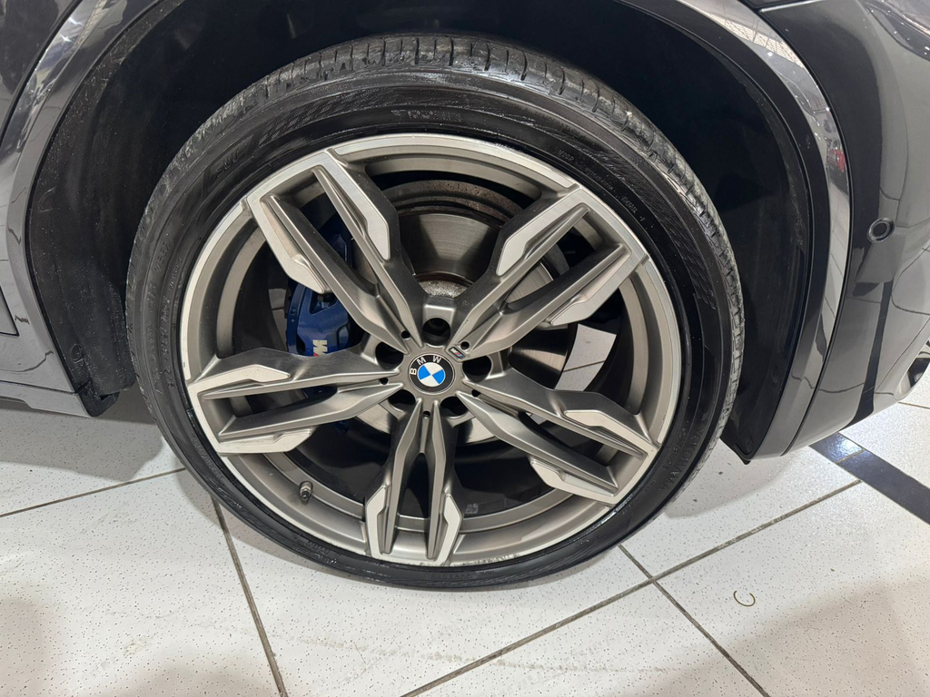 BMW X4 Cinza