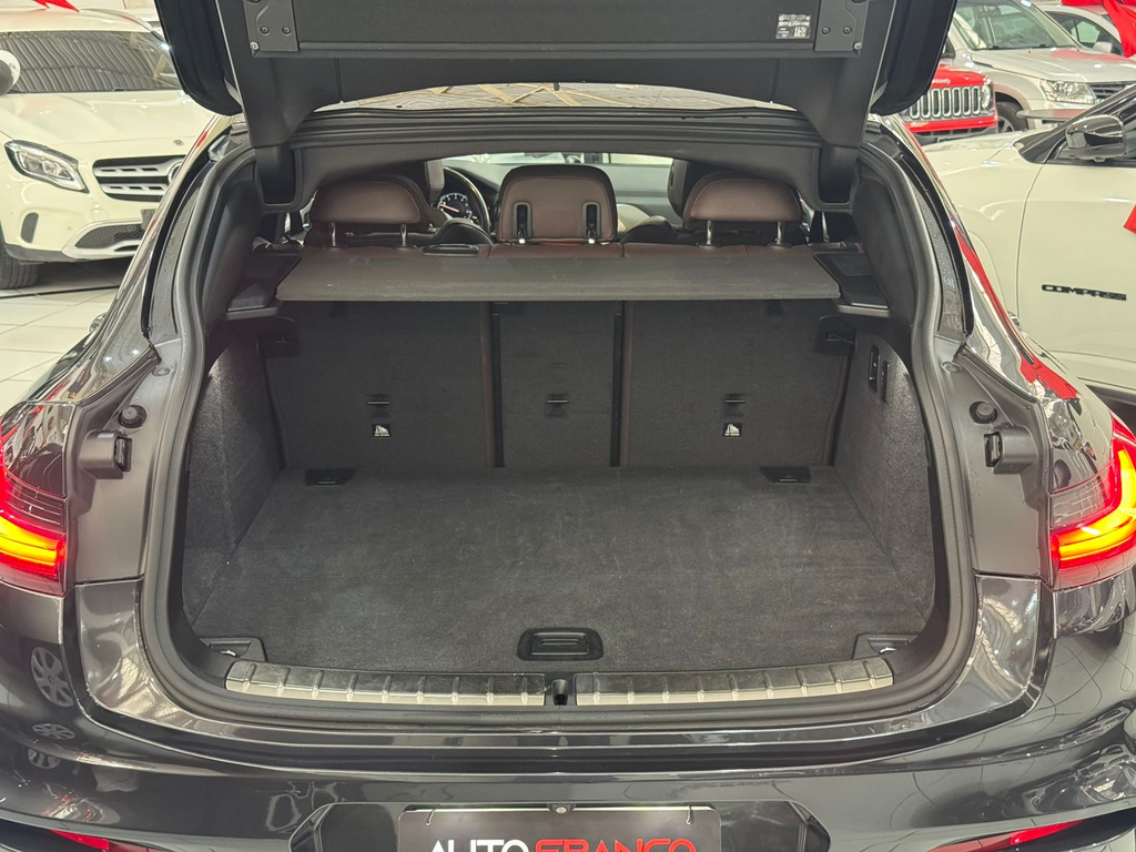 BMW X4 Cinza