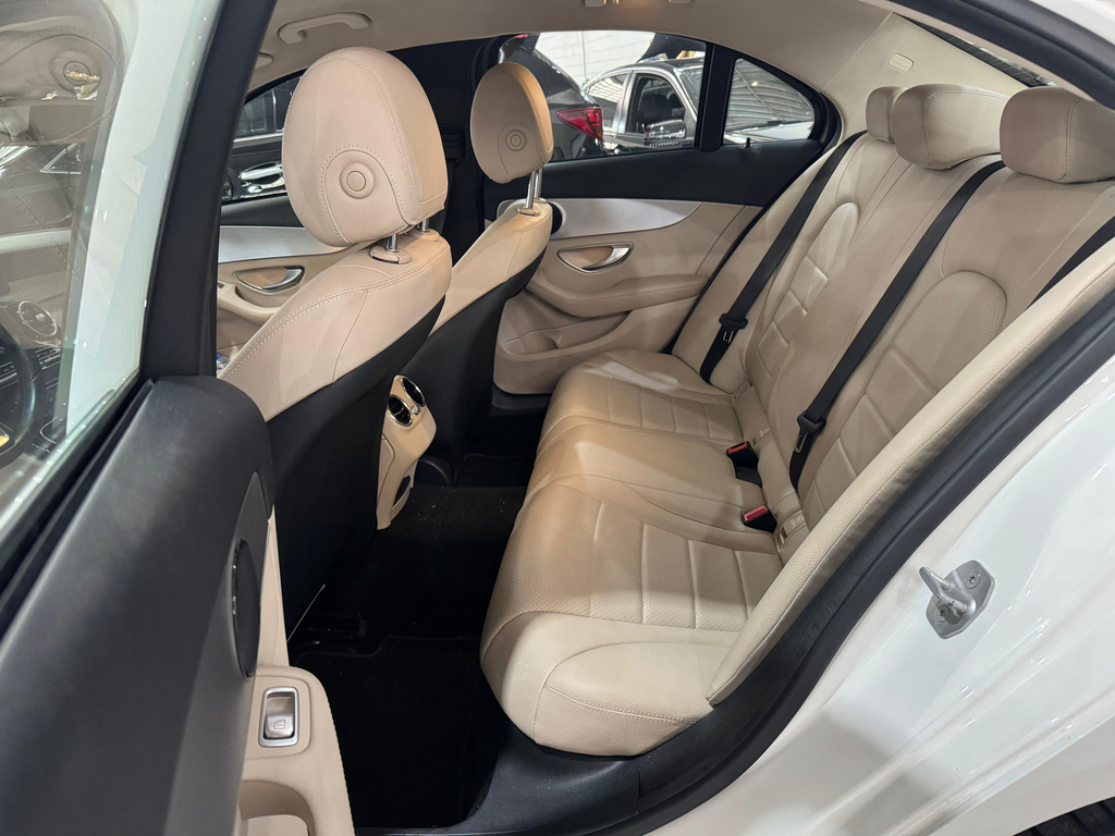 Mercedes Benz C-180 Branco