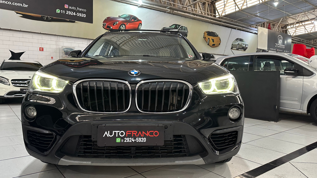 BMW X1 Preto