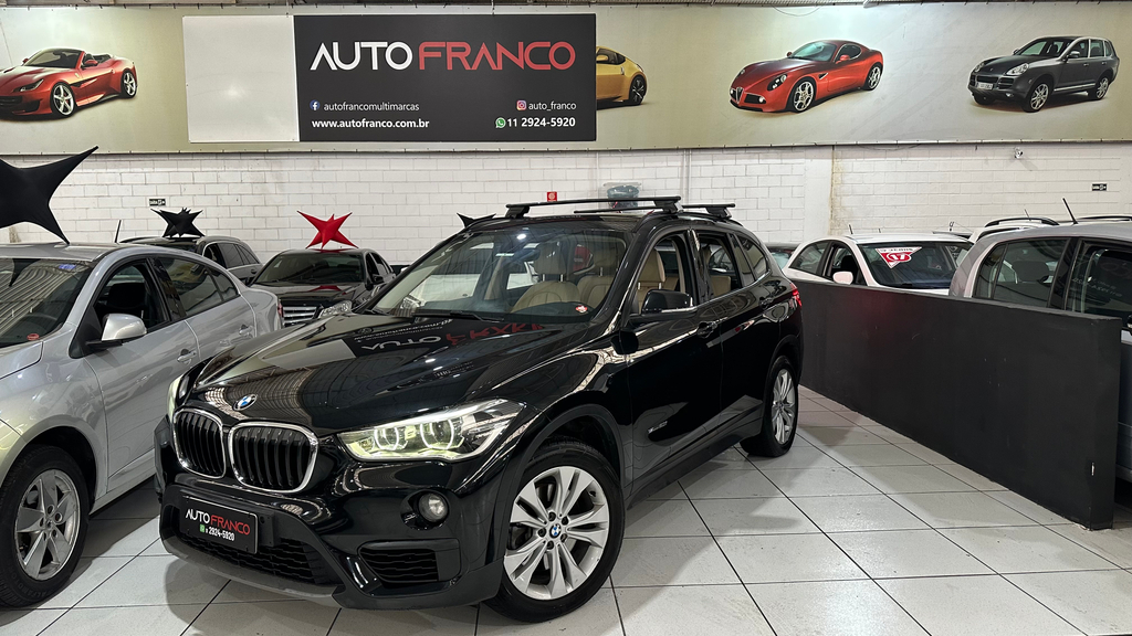 BMW X1 Preto