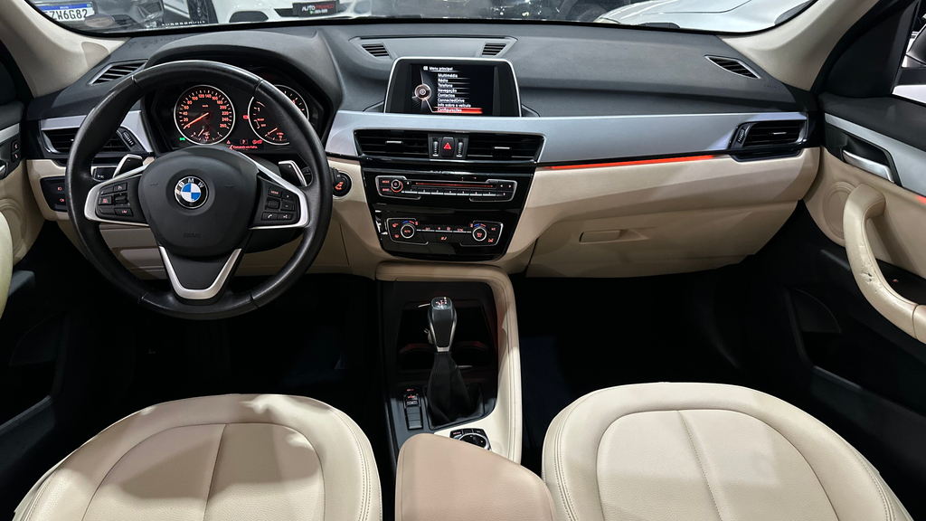 BMW X1 Preto