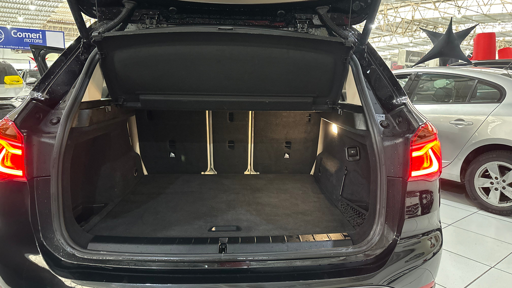 BMW X1 Preto