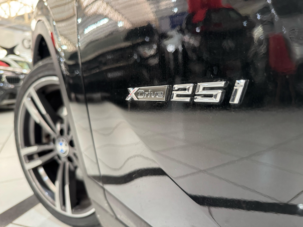 BMW X1 Preto