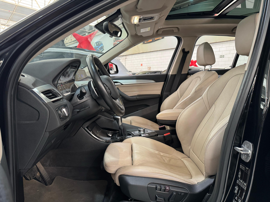 BMW X1 Preto