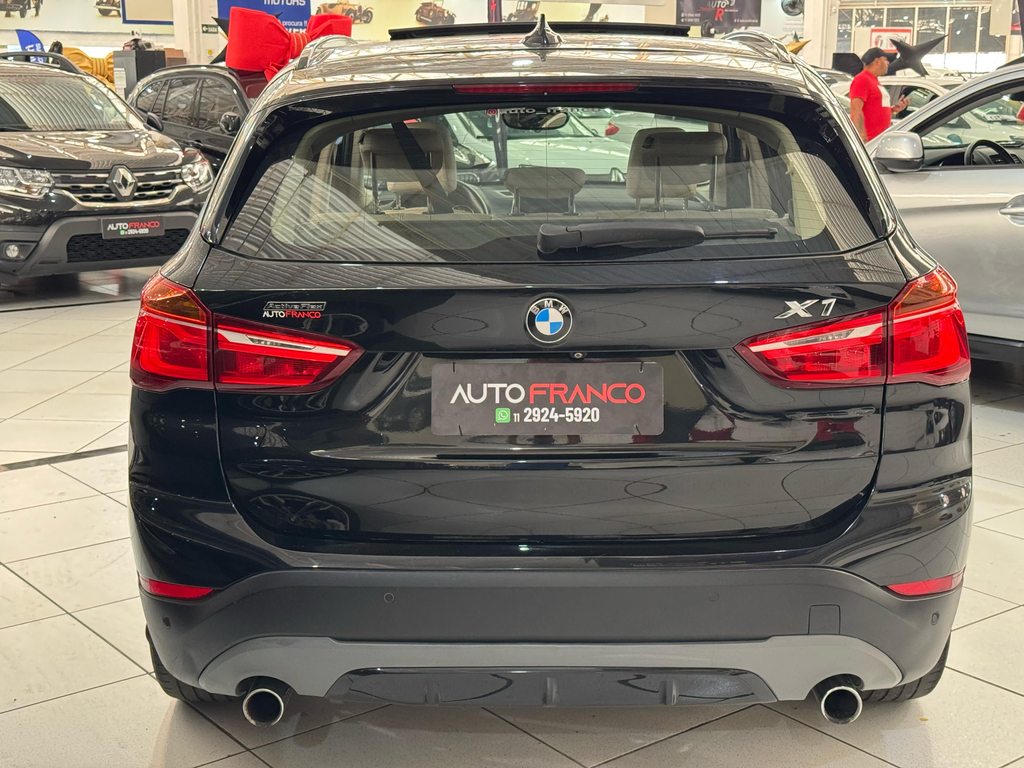 BMW X1 Preto