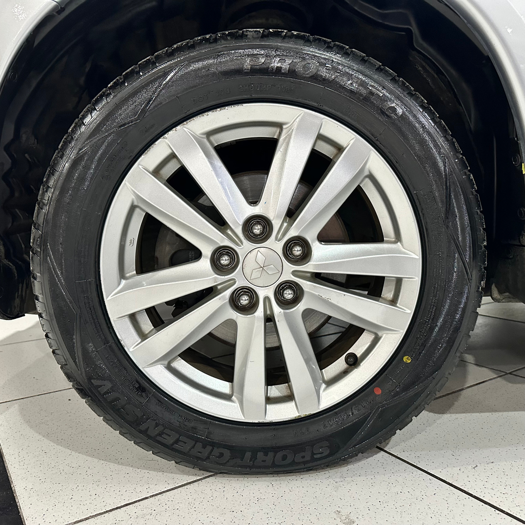 Mitsubishi ASX Prata