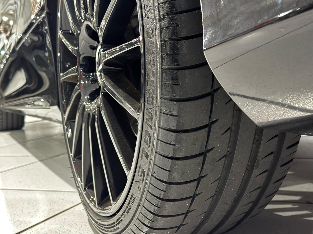 Mercedes Benz C-180 Preto