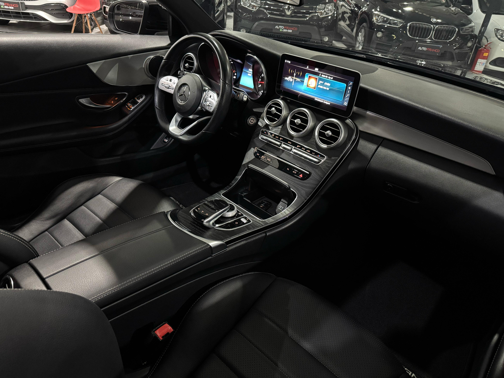 Mercedes Benz C-180 Preto