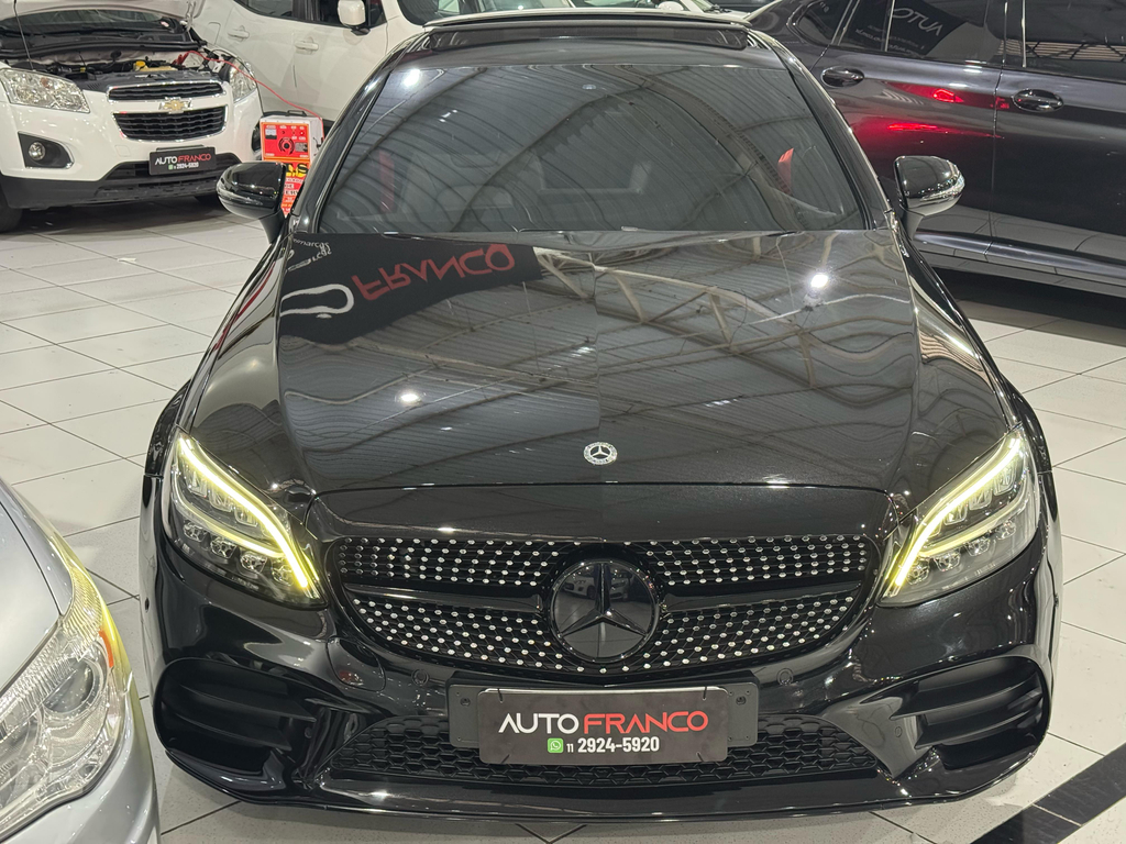 Mercedes Benz C-180 Preto