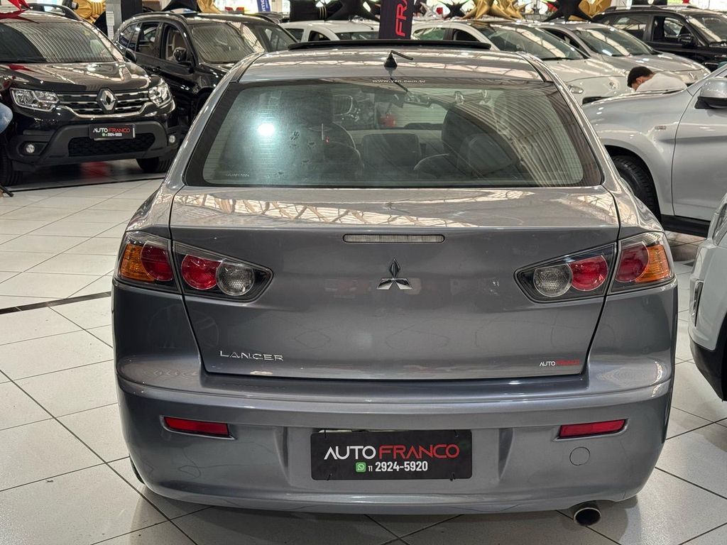 Mitsubishi Lancer Cinza