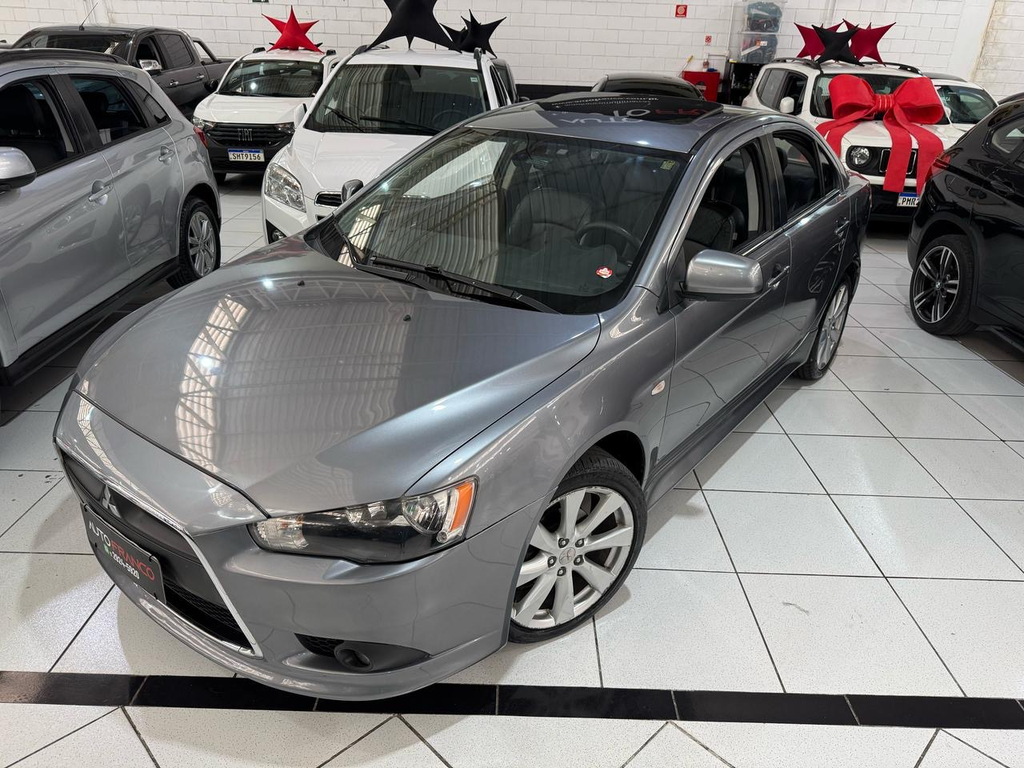 Mitsubishi Lancer Cinza