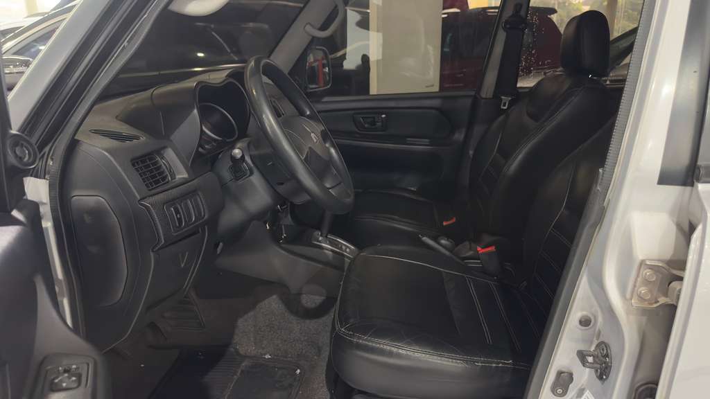 Mitsubishi Pajero TR4 Prata