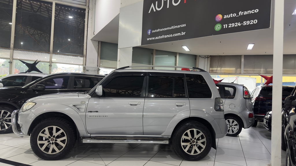 Mitsubishi Pajero TR4 Prata