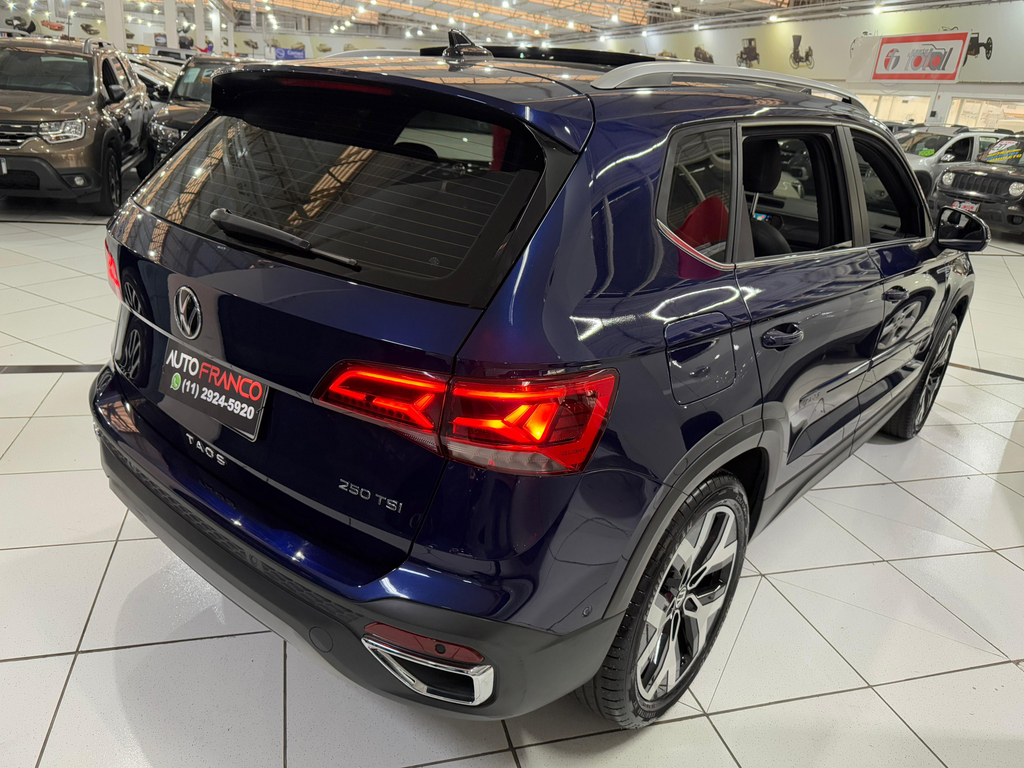 Volkswagen TAOS Azul