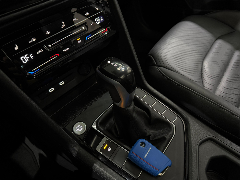 Volkswagen TAOS Azul