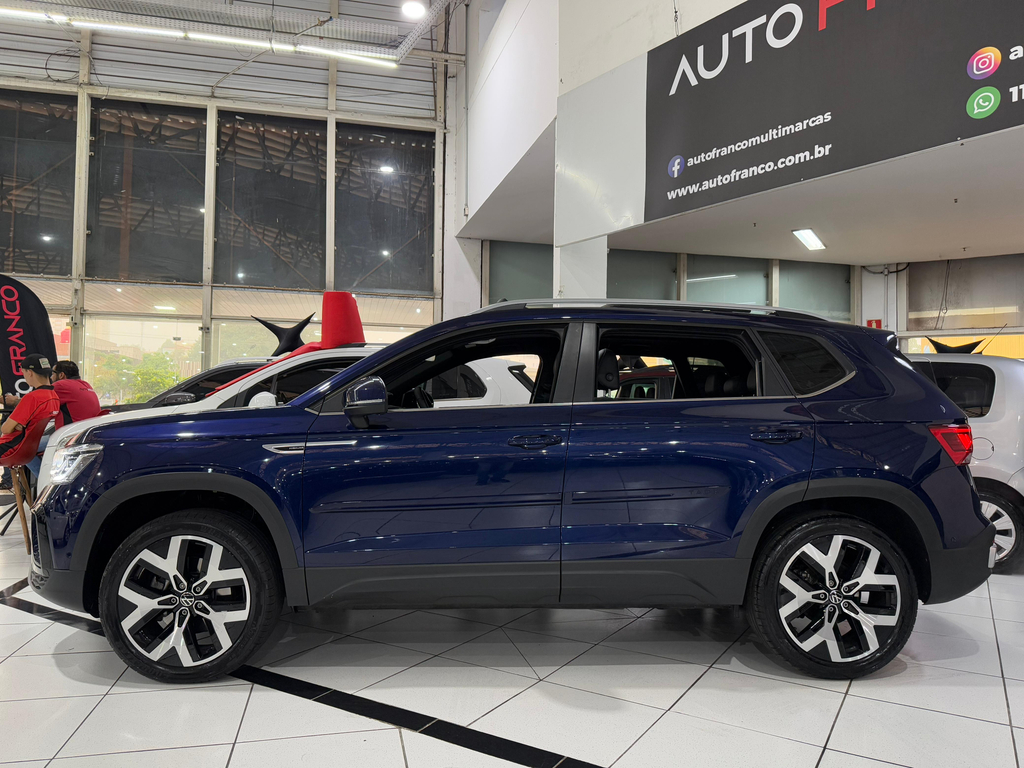 Volkswagen TAOS Azul