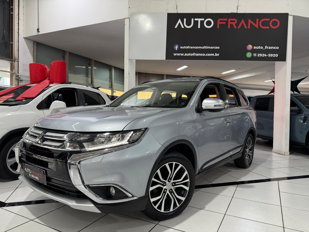 Mitsubishi Outlander Prata