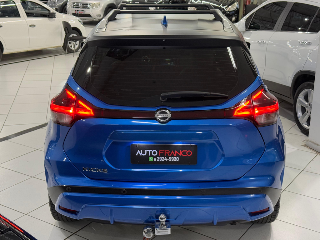 Nissan Kicks Azul