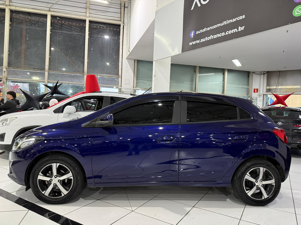 Chevrolet Onix Azul