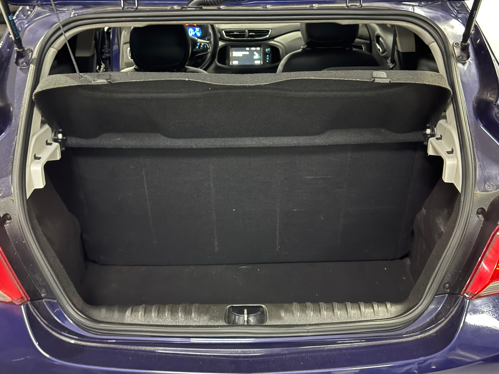 Chevrolet Onix Azul