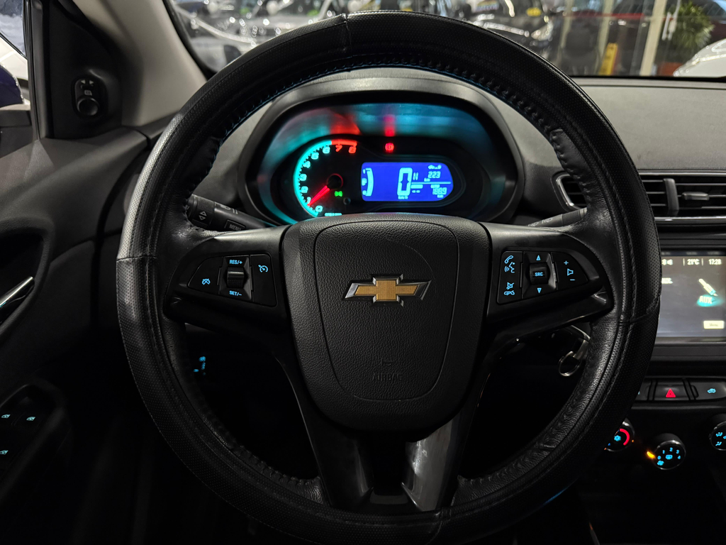 Chevrolet Onix Azul