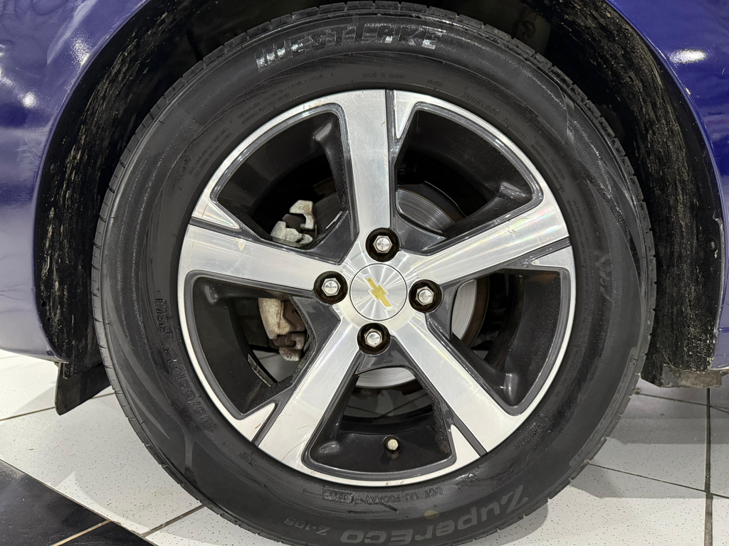 Chevrolet Onix Azul