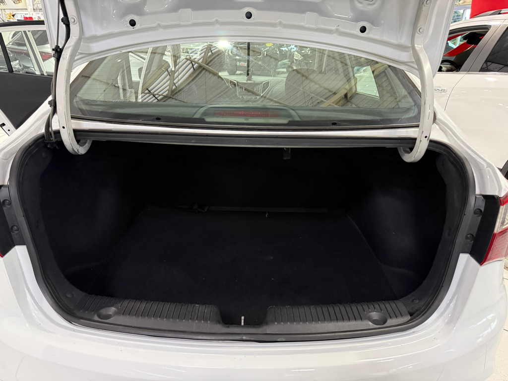 Hyundai HB20S Branco