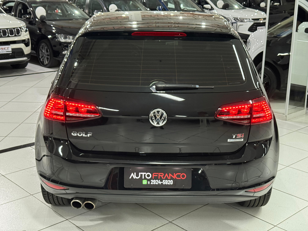 Volkswagen Golf Preto