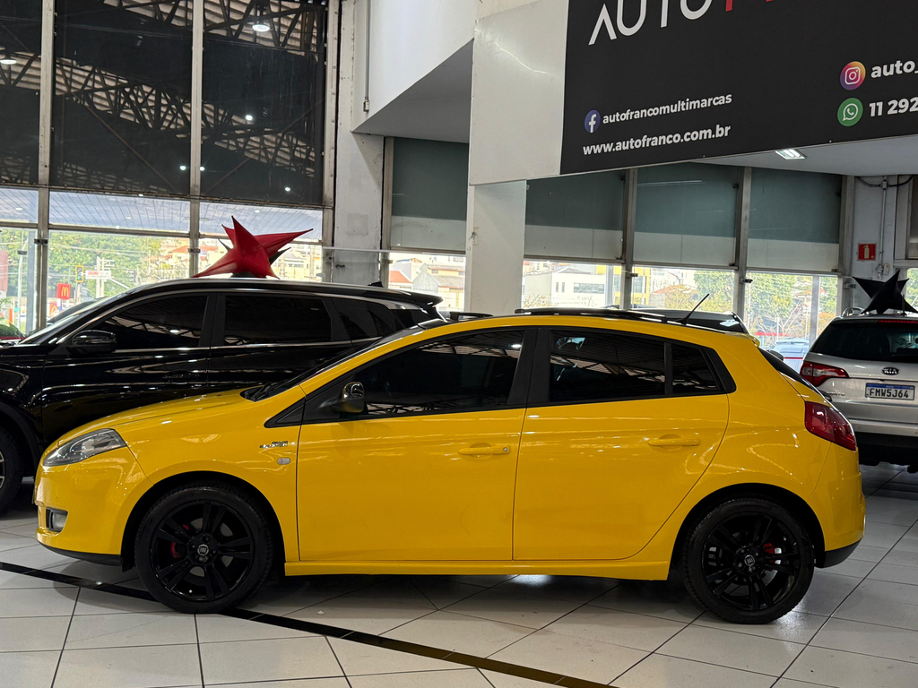 Fiat Bravo Amarelo