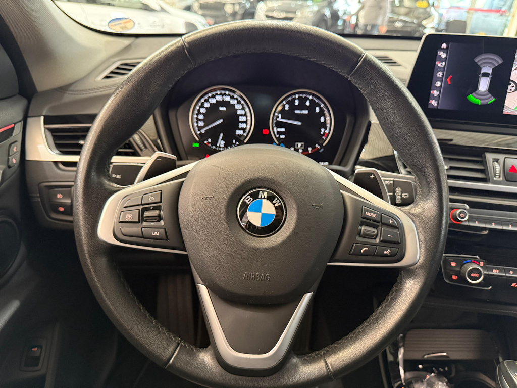 BMW X1 Laranja