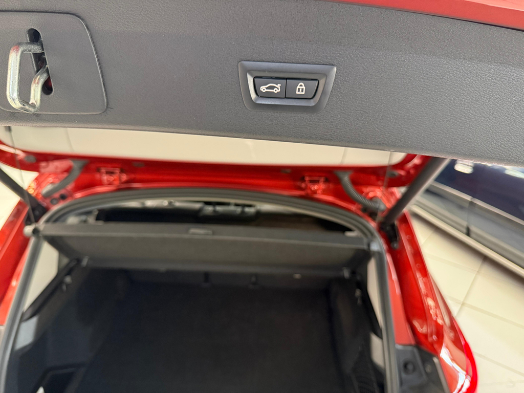 BMW X1 Laranja