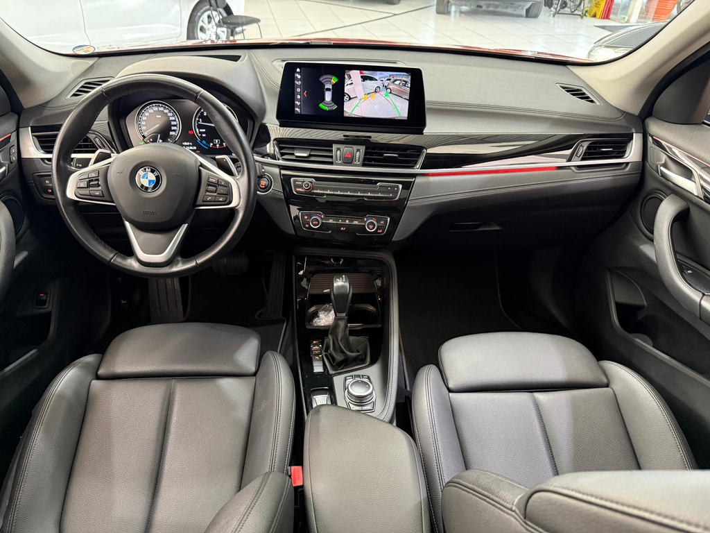 BMW X1 Laranja