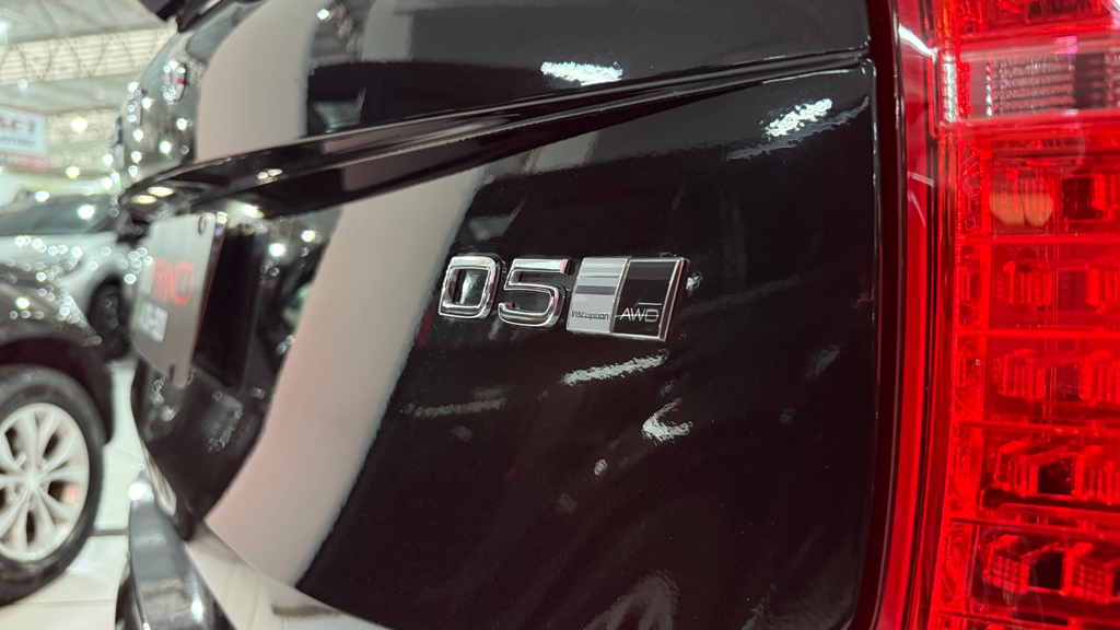Volvo XC90 Preto