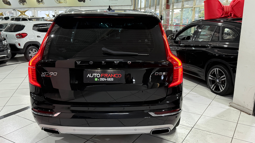 Volvo XC90 Preto