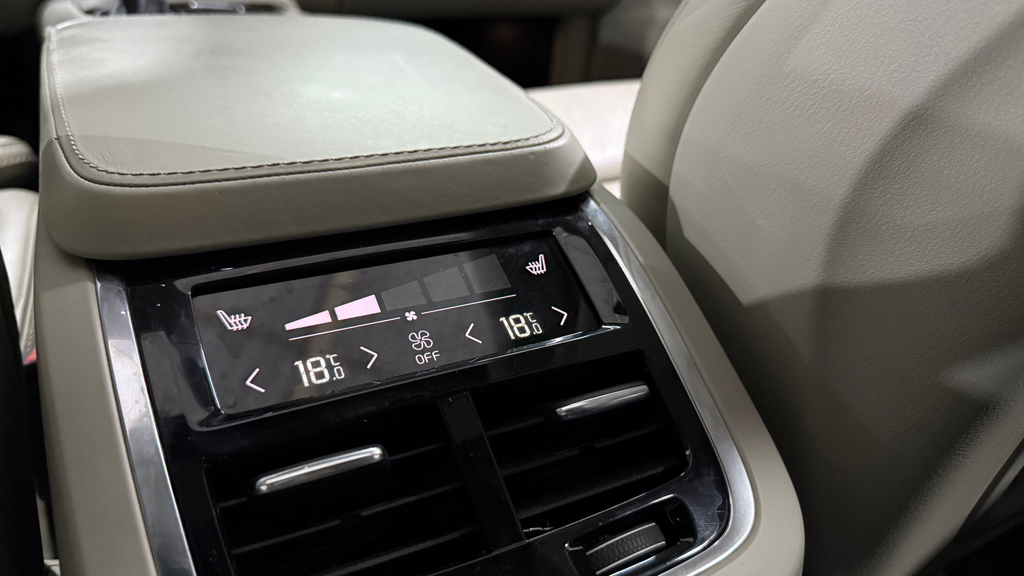 Volvo XC90 Preto