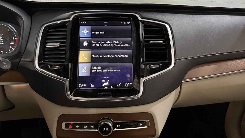 Volvo XC90 Preto