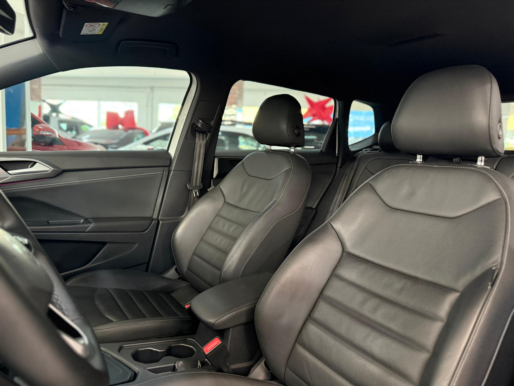 Volkswagen TAOS Branco