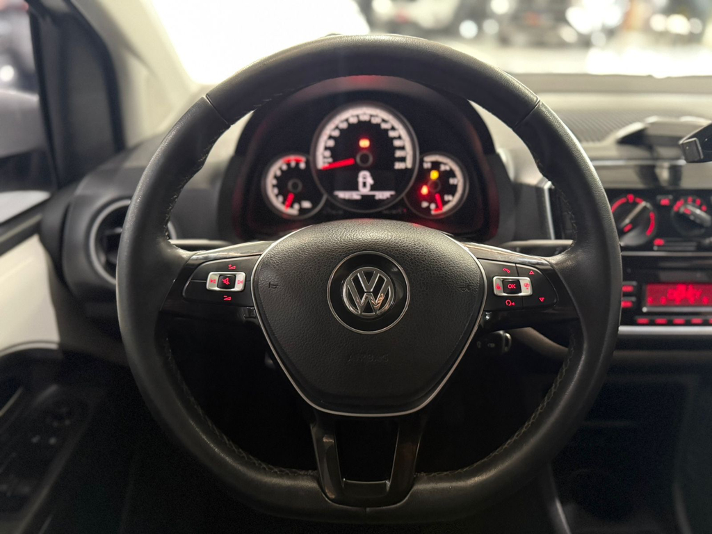 Volkswagen Up! Branco