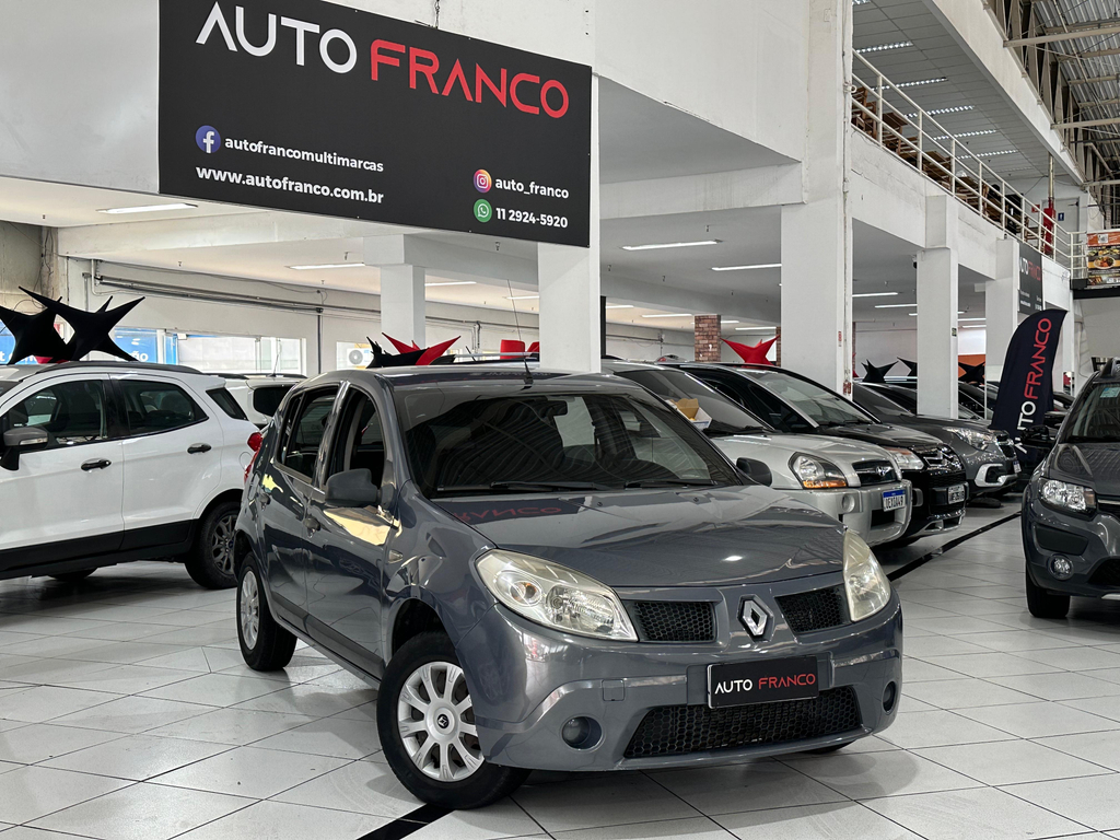 Renault Sandero Cinza