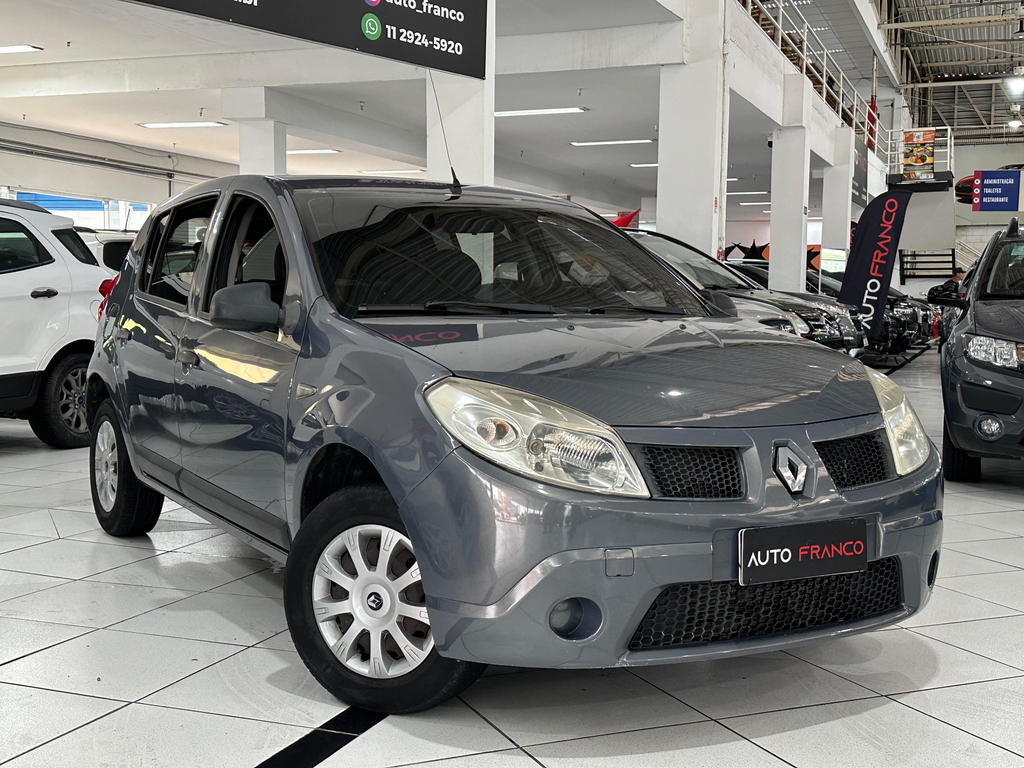 Renault Sandero Cinza