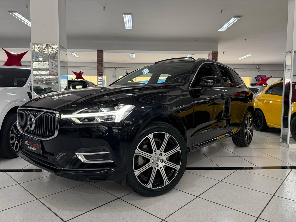Volvo XC60 Preto