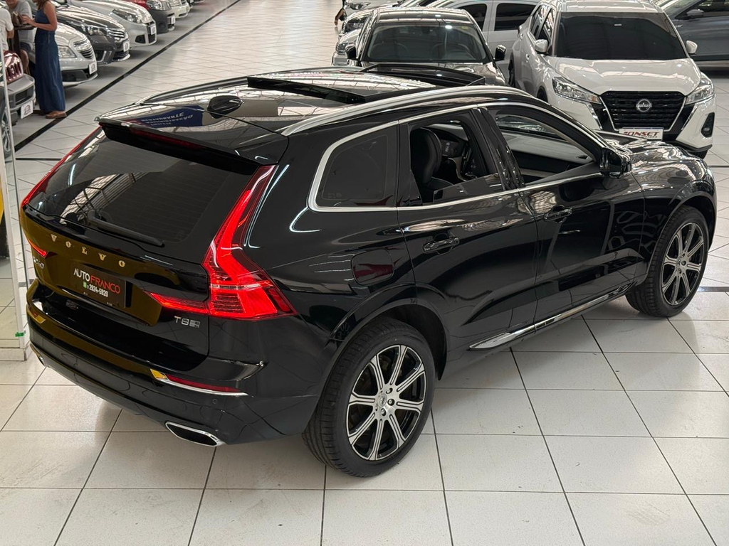 Volvo XC60 Preto